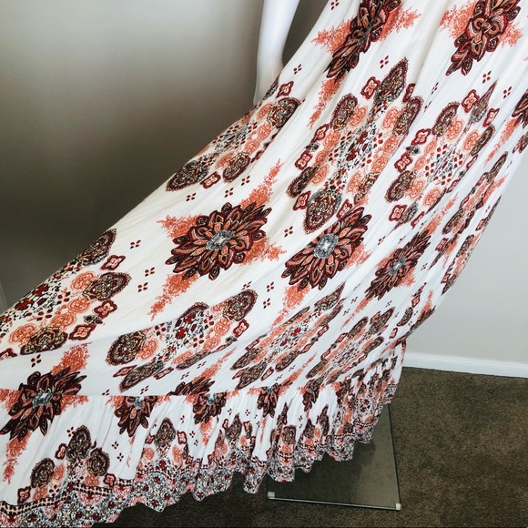 Beautiful Boho Printed Off Shoulder Maxi Dress with Flounced Ruffle Hem 6 - Picture 6 of 10